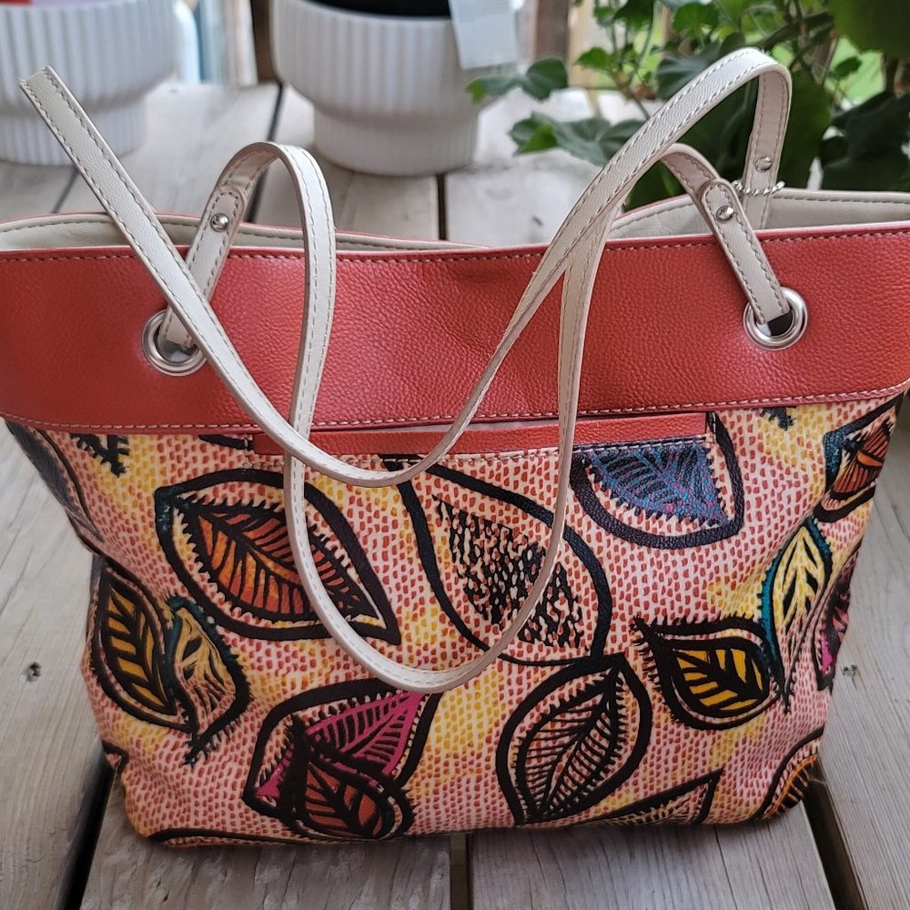 Relic Shoulder Bag